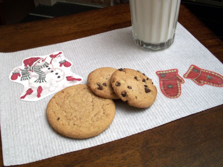 Milk and cookie placemat with snowman and mittens